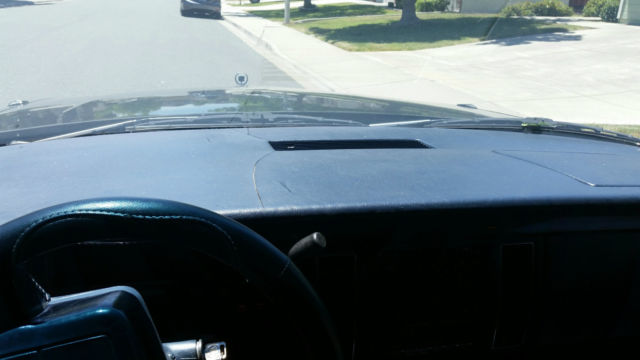 1993 Cadillac Fleetwood - photo 7