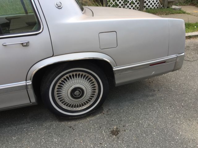 1993 Cadillac DeVille Sedan De Ville - photo 7