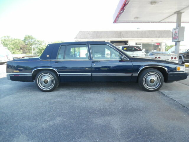 1993 Cadillac DeVille GOLD TRIM - photo 5