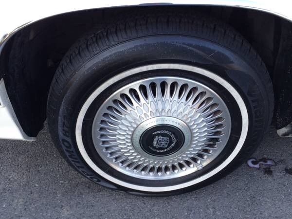 1993 Cadillac DeVille - photo 6