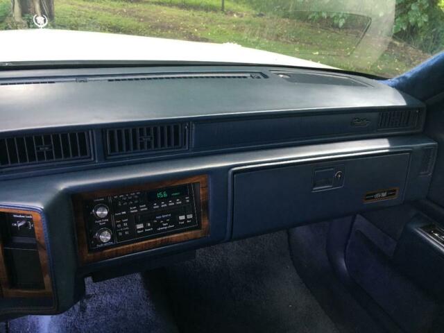 1993 Cadillac DeVille Sedan DeVille Roadster 31,000 miles - photo 11
