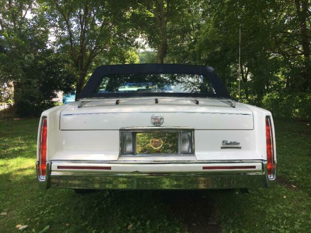 1993 Cadillac DeVille Sedan DeVille Roadster 31,000 miles - photo 6
