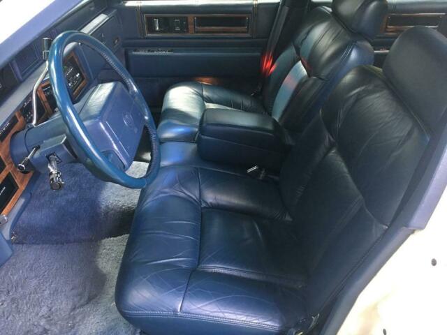 1993 Cadillac DeVille Sedan DeVille Roadster 31,000 miles - photo 9