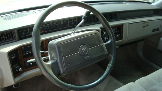 1993 Cadillac DeVille EXTRA NICE CHROME FROM 1993 - photo 11