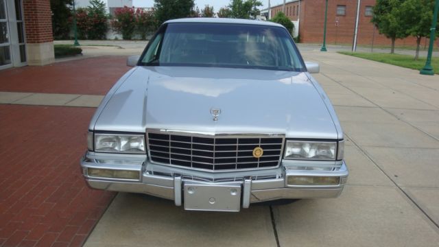 1993 Cadillac DeVille EXTRA NICE CHROME FROM 1993 - photo 4