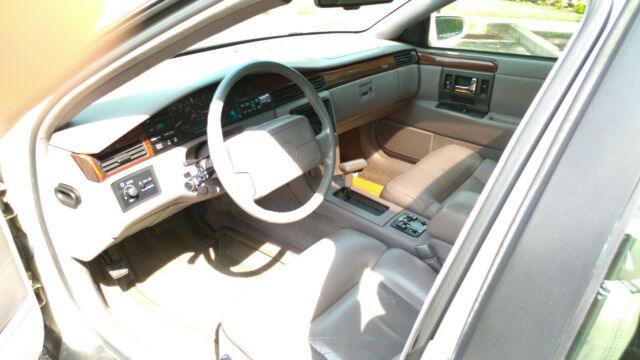 1993 Cadillac Seville - photo 12