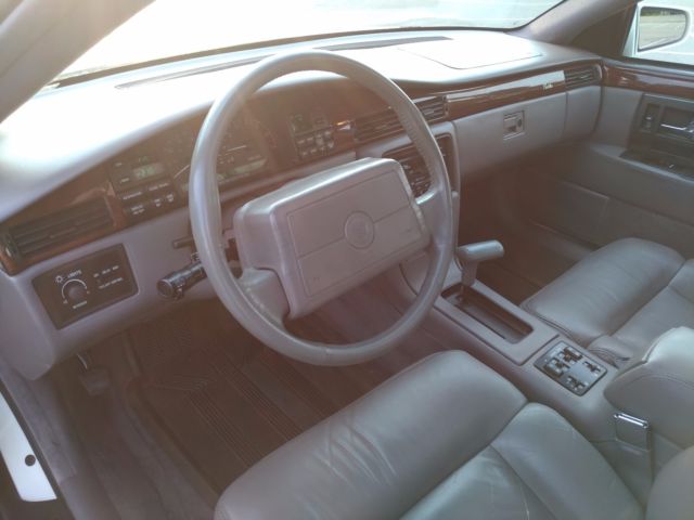1993 Cadillac Seville Base SLS - photo 9