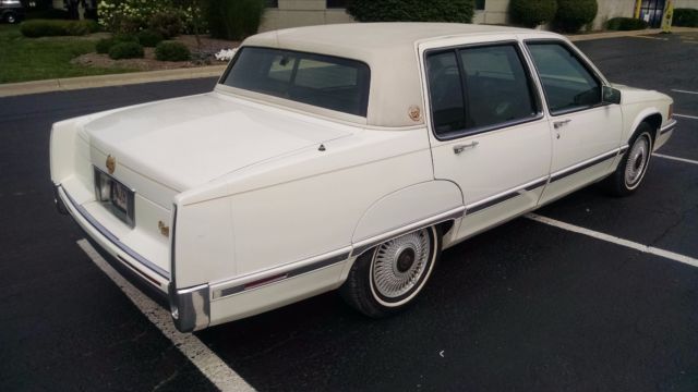 1993 Cadillac Other - photo 2