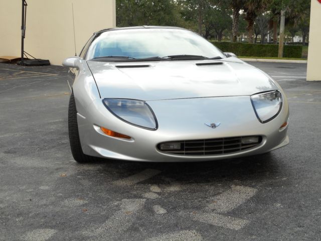1993 Chevrolet Camaro Z/28 Sport Coupe with removeable hardtops - photo 12