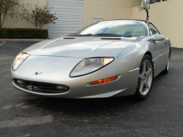 1993 Chevrolet Camaro Z/28 Sport Coupe with removeable hardtops - photo 3