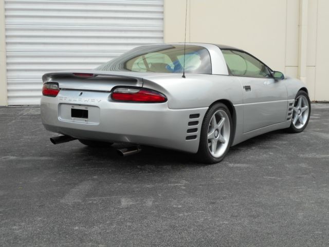 1993 Chevrolet Camaro Z/28 Sport Coupe with removeable hardtops - photo 5