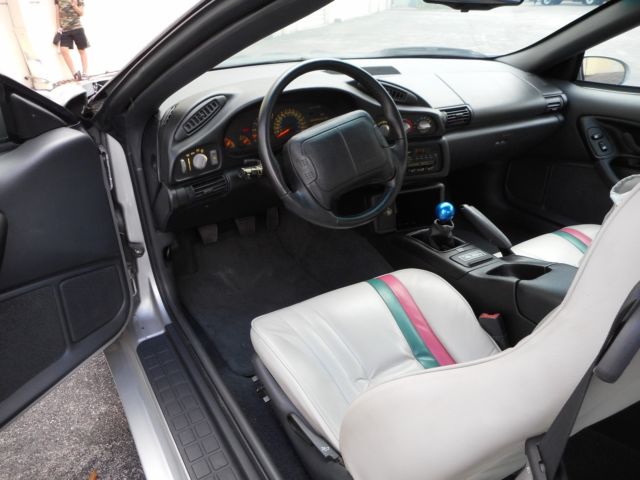 1993 Chevrolet Camaro Z/28 Sport Coupe with removeable hardtops - photo 9