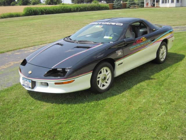 1993 Chevrolet Camaro Pace car - photo 5