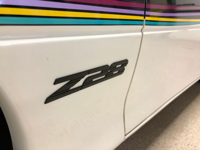 1993 Chevrolet Camaro Indy Pace Car - 521 Miles - photo 3
