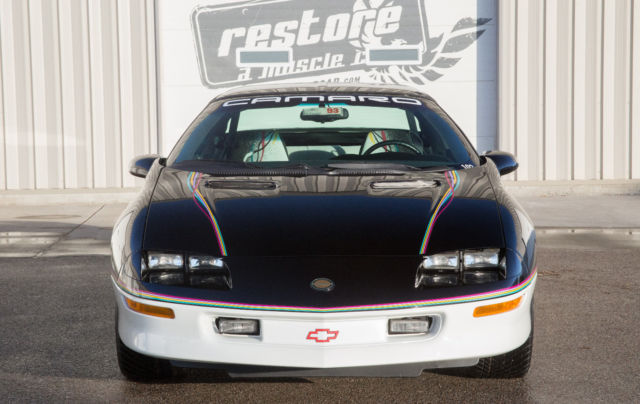 1993 Chevrolet Camaro Indy Pace Car - 521 Miles - photo 4
