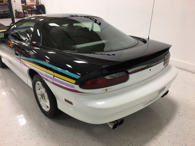 1993 Chevrolet Camaro Z28 - photo 10