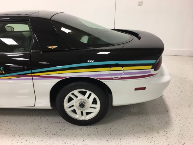 1993 Chevrolet Camaro Z28 - photo 11