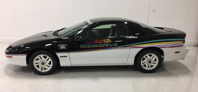 1993 Chevrolet Camaro Z28 - photo 2