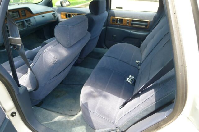 1993 Chevrolet Caprice - photo 6