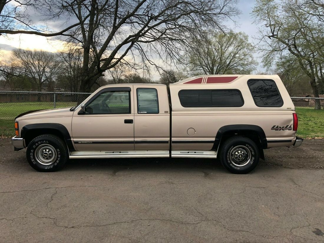 1993 CHEVROLET 2500 EXTENDED CAB (6.5 TURBO DIESEL) (4X4) (93K ORIGINAL MILES!!) 1993 Chevrolet Silverado 2500 SILVERADO