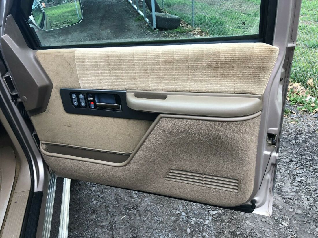 1993 Chevrolet Silverado 2500 SILVERADO - photo 12