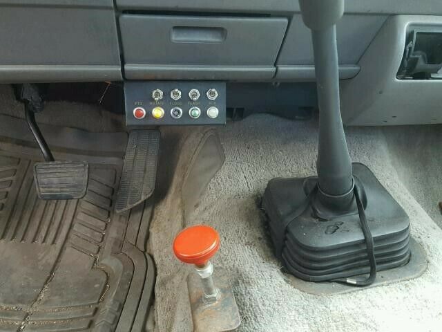 1993 Chevrolet C/K Pickup 3500 - photo 8
