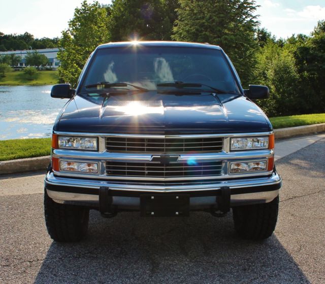 1993 Chevrolet Blazer 124k blue - photo 2