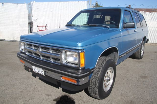 1993 Chevrolet Blazer S-10 Automatic 6 Cylinder NO RESERVE 1993 Chevrolet Blazer S-10
