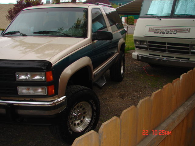 1993 Chevrolet Blazer - photo 2