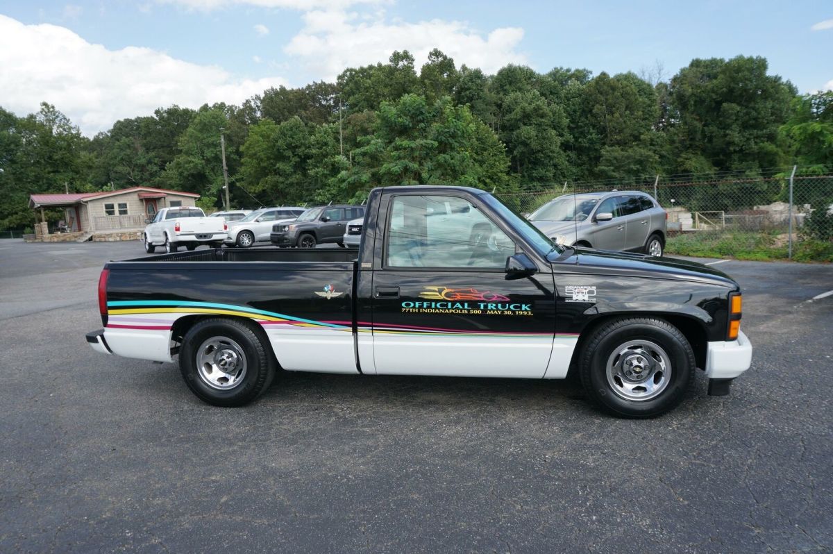 1993 Chevrolet Other Pickups - photo 2