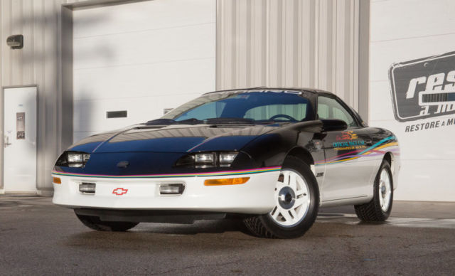 1993 Chevrolet Camaro -- - photo 4