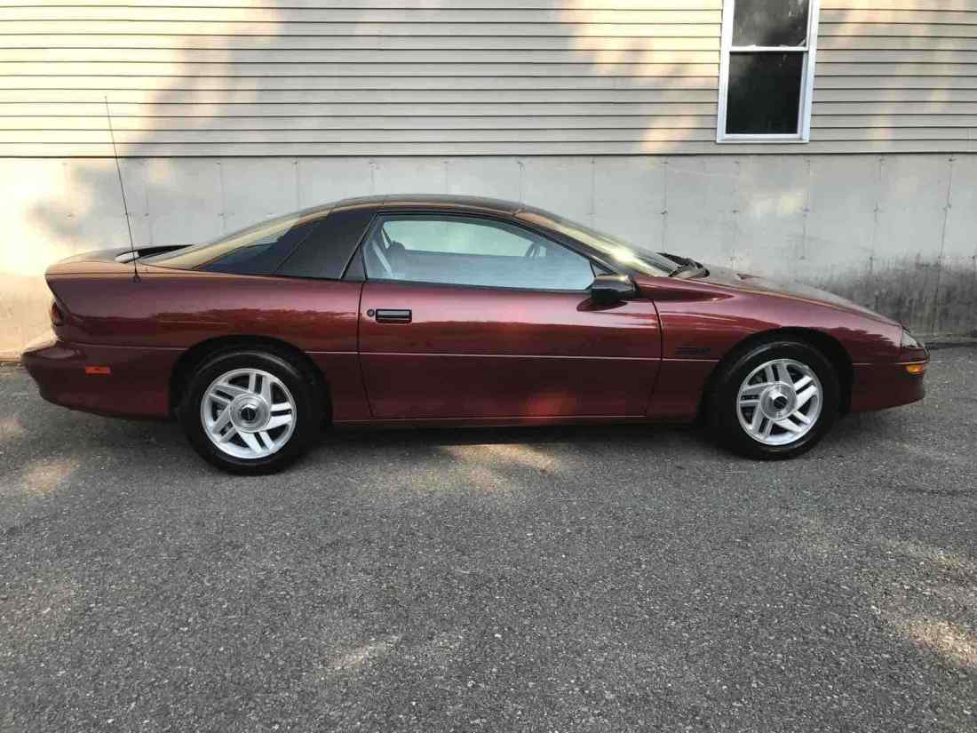 1993 Chevrolet Camaro Z28 - photo 2