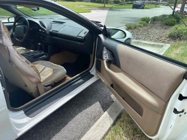 1993 Chevrolet Camaro Z28 - photo 11
