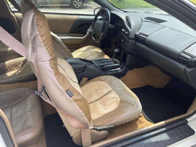 1993 Chevrolet Camaro Z28 - photo 12