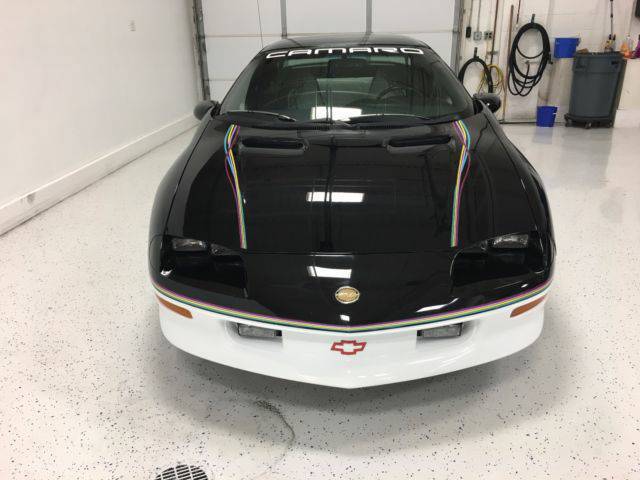 1993 Chevrolet Camaro Z28 Coupe 2-Door - photo 9