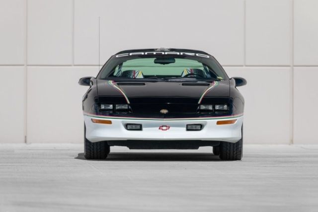 1993 Chevrolet Camaro Pace Car - photo 3
