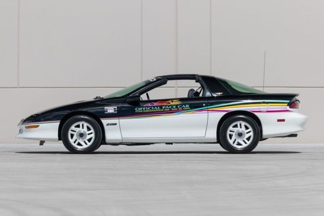 1993 Chevrolet Camaro Pace Car - photo 5