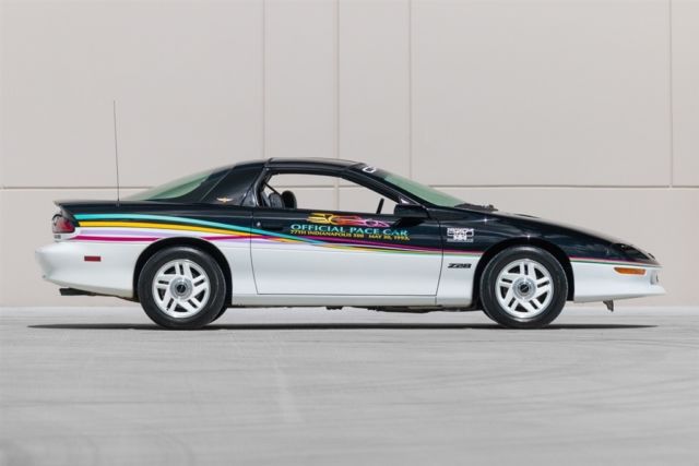 1993 Chevrolet Camaro Pace Car - photo 10