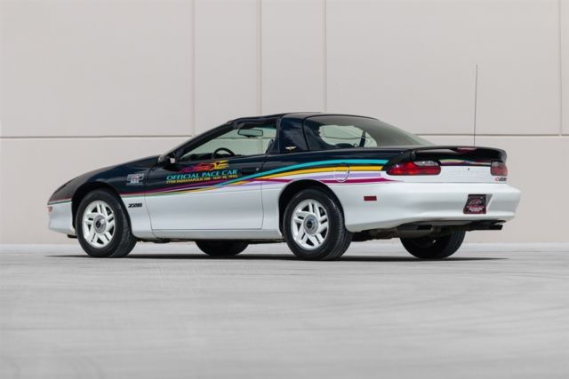1993 Chevrolet Camaro Pace Car - photo 5