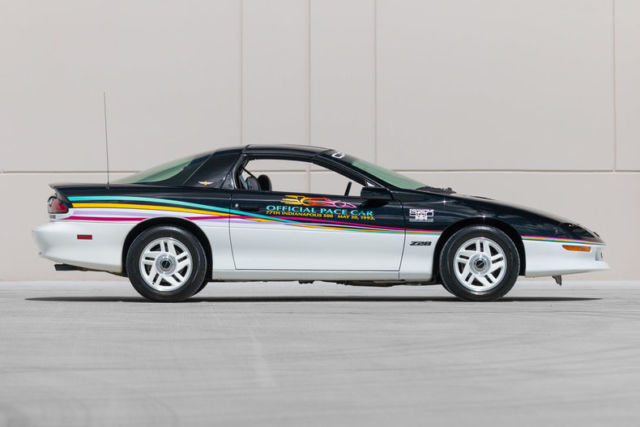 1993 Chevrolet Camaro Z28 Coupe 2-Door - photo 10