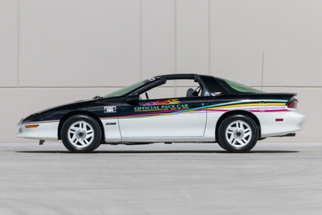 1993 Chevrolet Camaro Z28 Coupe 2-Door - photo 5