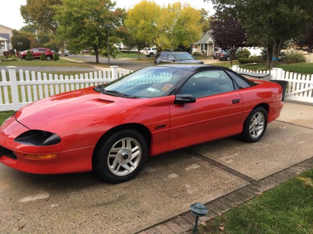1993 Chevrolet Camaro - photo 2