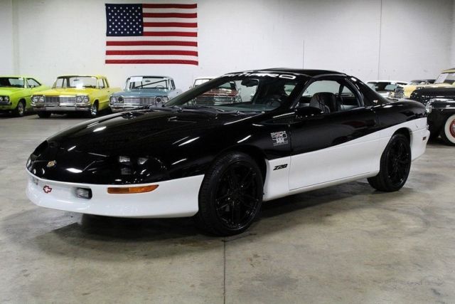 1993 Chevrolet Camaro Z/28 28797 Miles Black Coupe 350cid V8 Automatic 1993 Chevrolet Camaro Z/28