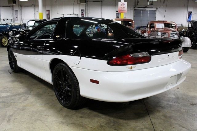 1993 Chevrolet Camaro Z/28 - photo 3
