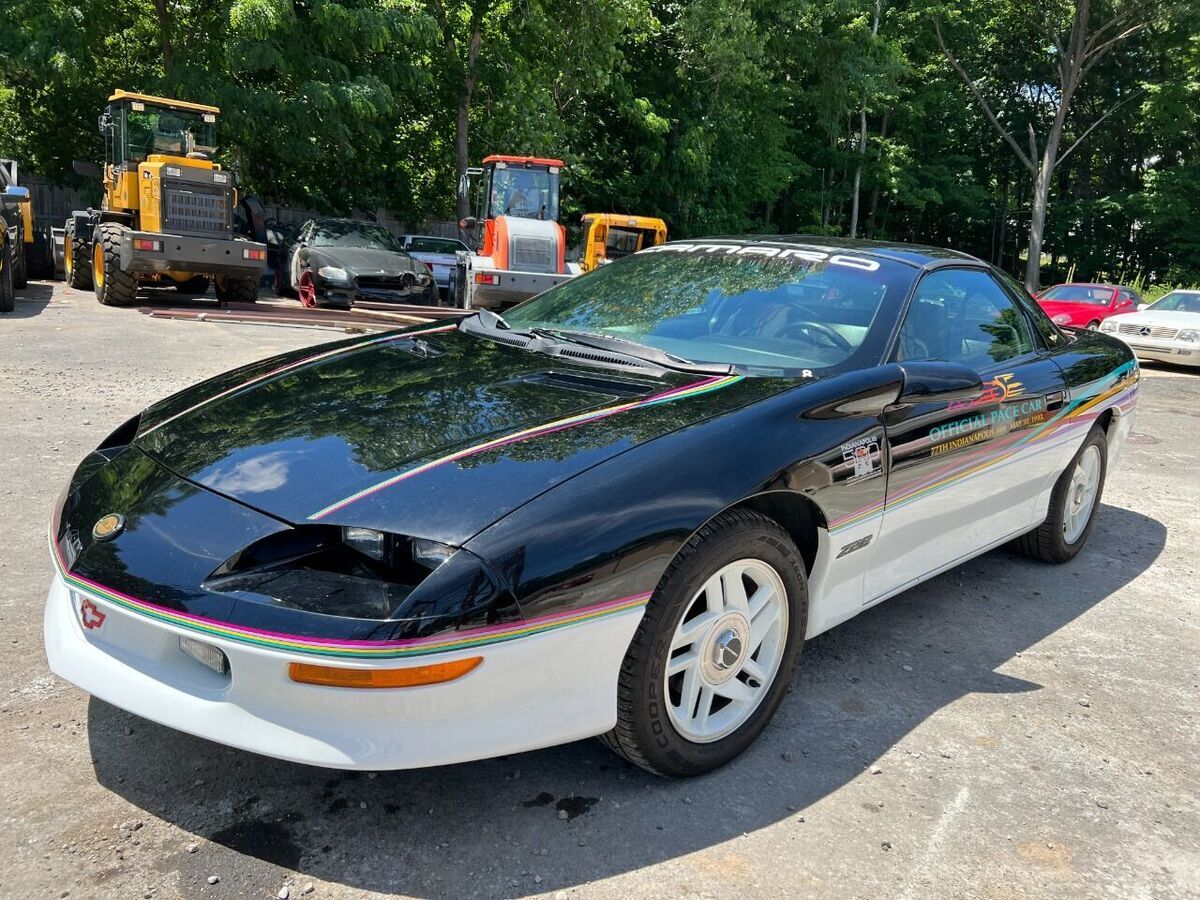 1993 Chevrolet Camaro Z28 2dr Hatchback 1993 Chevrolet Camaro Z28 2dr Hatchback