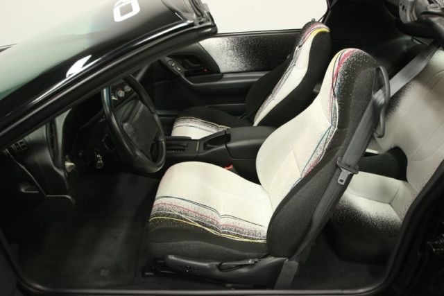 1993 Chevrolet Camaro Z/28 Indianapolis 500 Pace Car - photo 5