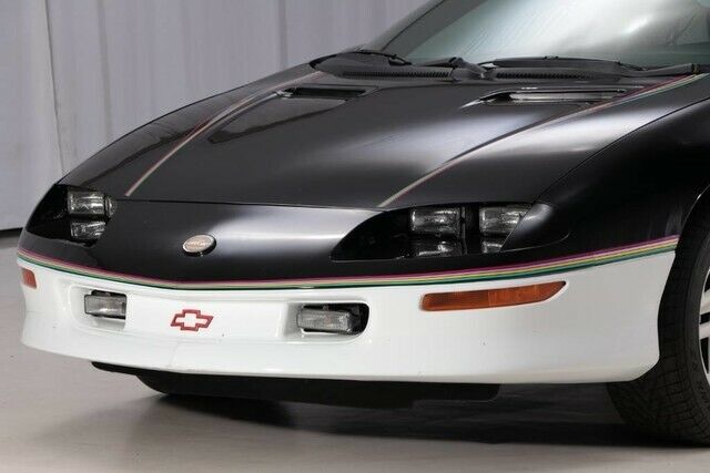 1993 Chevrolet Camaro Z28 Indy Pace Car - photo 4