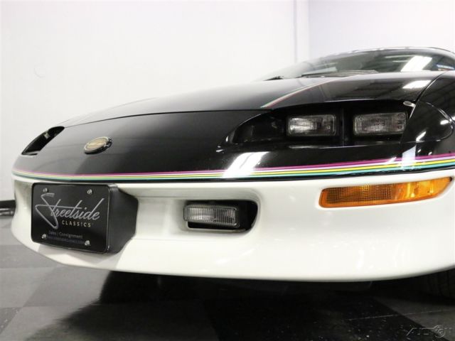 1993 Chevrolet Camaro Z/28 Pace Car - photo 9