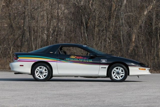1993 Chevrolet Camaro Z28 Pace Car 11k Original Miles - photo 11