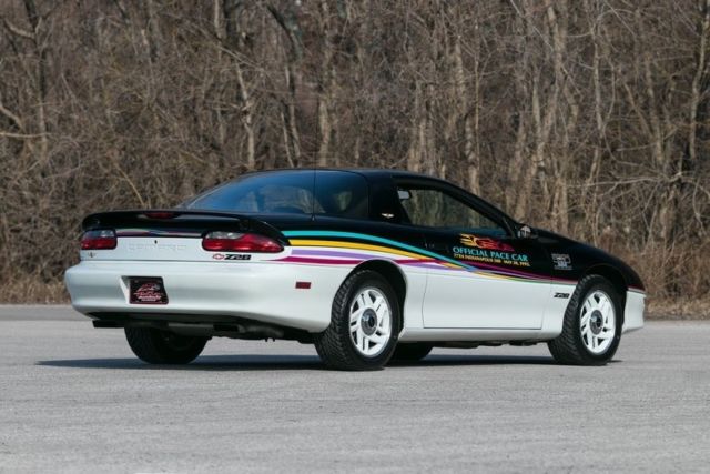 1993 Chevrolet Camaro Z28 Pace Car 11k Original Miles - photo 9